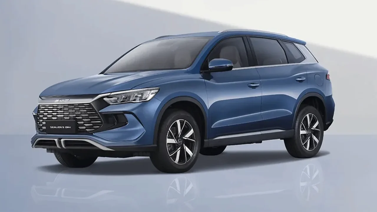 PHEV Indonesia 2026: Tahun Ketika BYD Memangkas Harga, Pasar Berlipat Ganda