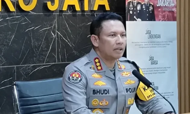 Polda Metro Jaya Lakukan Pelimpahan Roy Suryo dan Dokter Tifa dalam Kasus Ijazah Jokowi