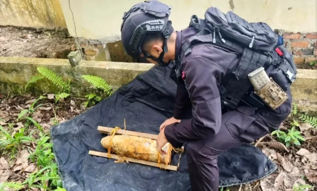 Polda Papua: Tim Jibom Amankan Dua Mortir Peninggalan Perang Dunia II di Doyo Polda Papua: Tim Jibom Amankan Dua Mortir Peninggalan Perang Dunia II di Doyo