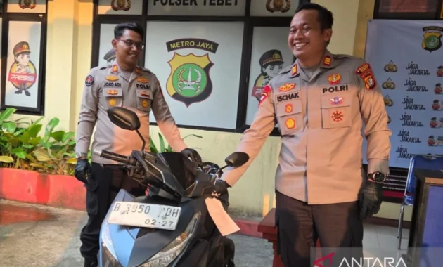 Polisi Tangkap Pencuri Motor Berkedok Pembeli di Tebet, Jakarta Selatan
