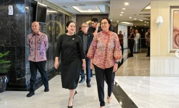 Politik Kemarin: Isu Pengunduran Diri Menteri Keuangan dan Perkembangan Kerja Sama Pertahanan Politik Kemarin: Isu Pengunduran Diri Menteri Keuangan dan Perkembangan Kerja Sama Pertahanan