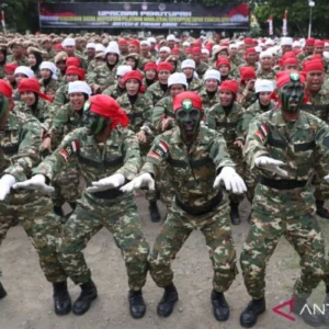 Politik Kemarin: Pembangunan Batalyon Komcad Hingga Polri Diisi Sipil