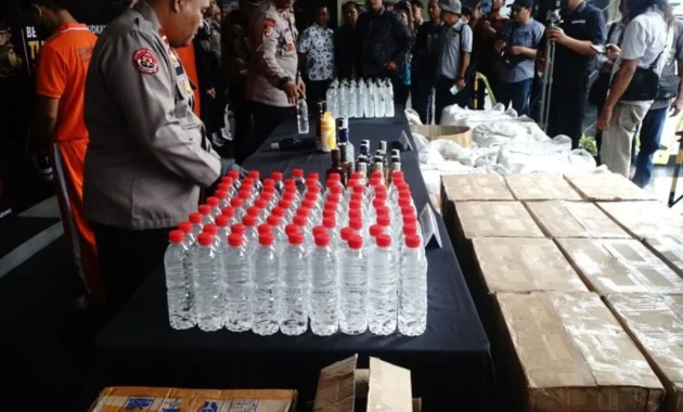 Polres Bantul Ungkap Penjualan Miras dengan Sistem COD