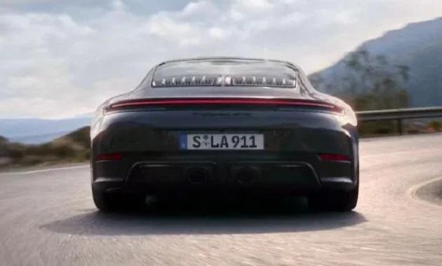 Porsche Tegaskan Tidak Akan Luncurkan Porsche 911 Versi Listrik Penuh
