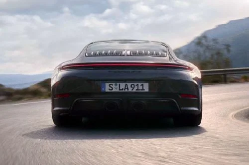 Porsche Tegaskan Tidak Akan Luncurkan Porsche 911 Versi Listrik Penuh