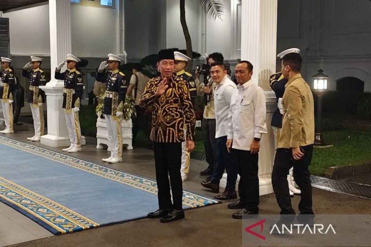 Prabowo dan Jusuf Kalla Bertemu Empat Mata di Istana, Bahas Energi Hijau hingga Perdamaian Dunia