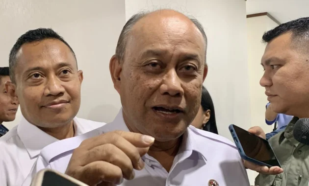 Prabowo Ganti Kepala BGN: Dadan Hindayana Dicopot, Nanik S. Deyang Dilantik Pengganti Prabowo Ganti Kepala BGN: Dadan Hindayana Dicopot, Nanik S. Deyang Dilantik Pengganti