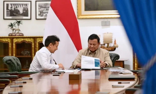 Prabowo Minta Menkes Perluas CKG-Perkuat Penanggulangan TBC Prabowo Minta Menkes Perluas CKG-Perkuat Penanggulangan TBC