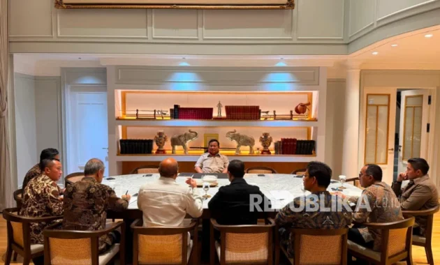 Prabowo Perintahkan Rosan Sampaikan Data Investasi ke Publik Prabowo Perintahkan Rosan Sampaikan Data Investasi ke Publik