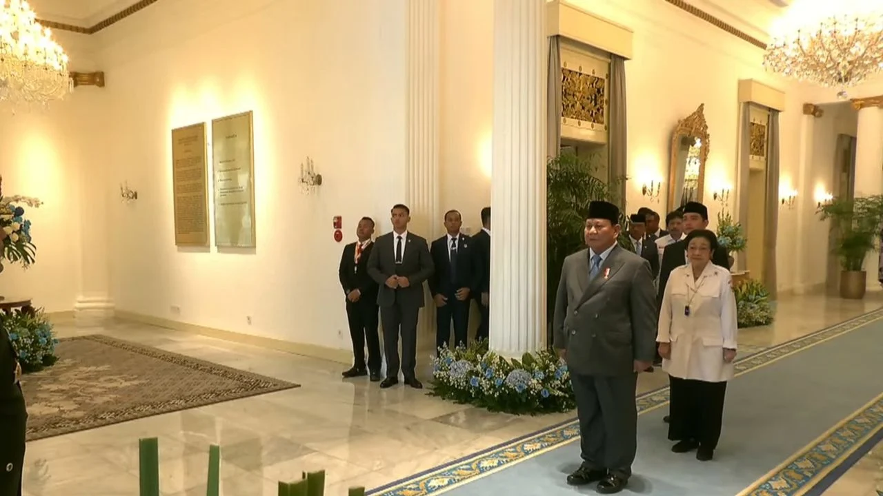 Prabowo Pimpin Upacara Hari Lahir Pancasila, Gibran dan Megawati Hadir Berdampingan