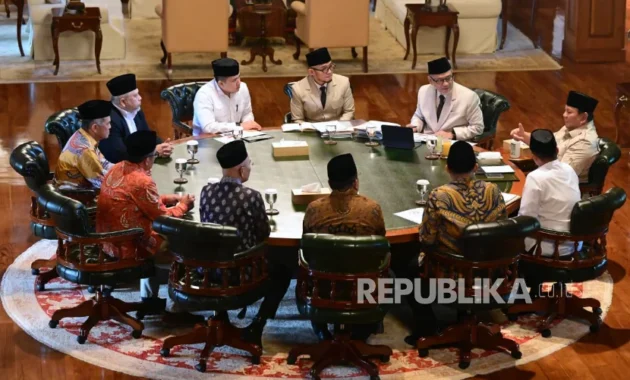 Prabowo Puas Penyelenggaraan Haji 2026, Dorong Percepatan Masa Tunggu Jamaah Prabowo Puas Penyelenggaraan Haji 2026, Dorong Percepatan Masa Tunggu Jamaah