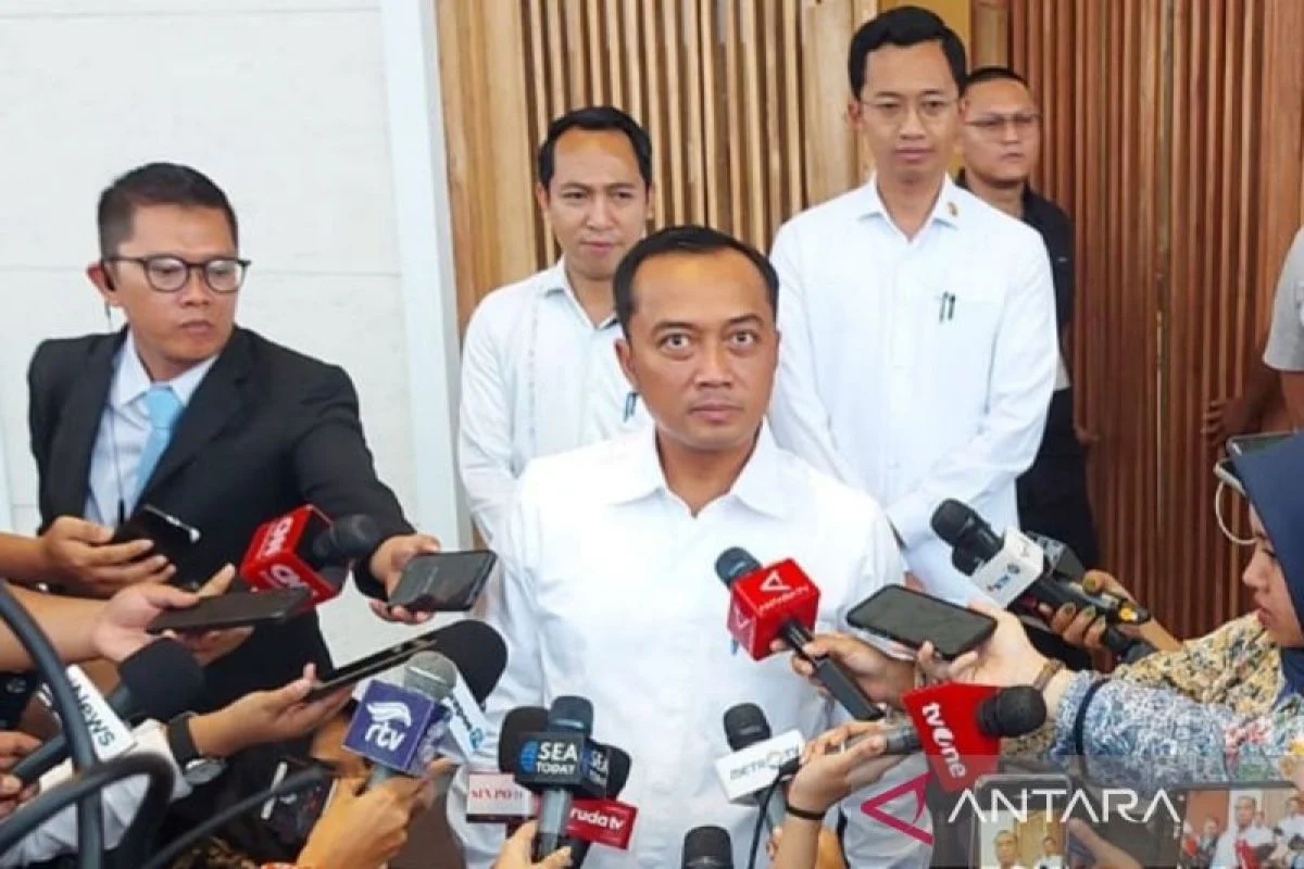 Prasetyo Hadi Tanggapi Isu Keterlibatan Kader Gerindra dalam Pengelolaan SPPG