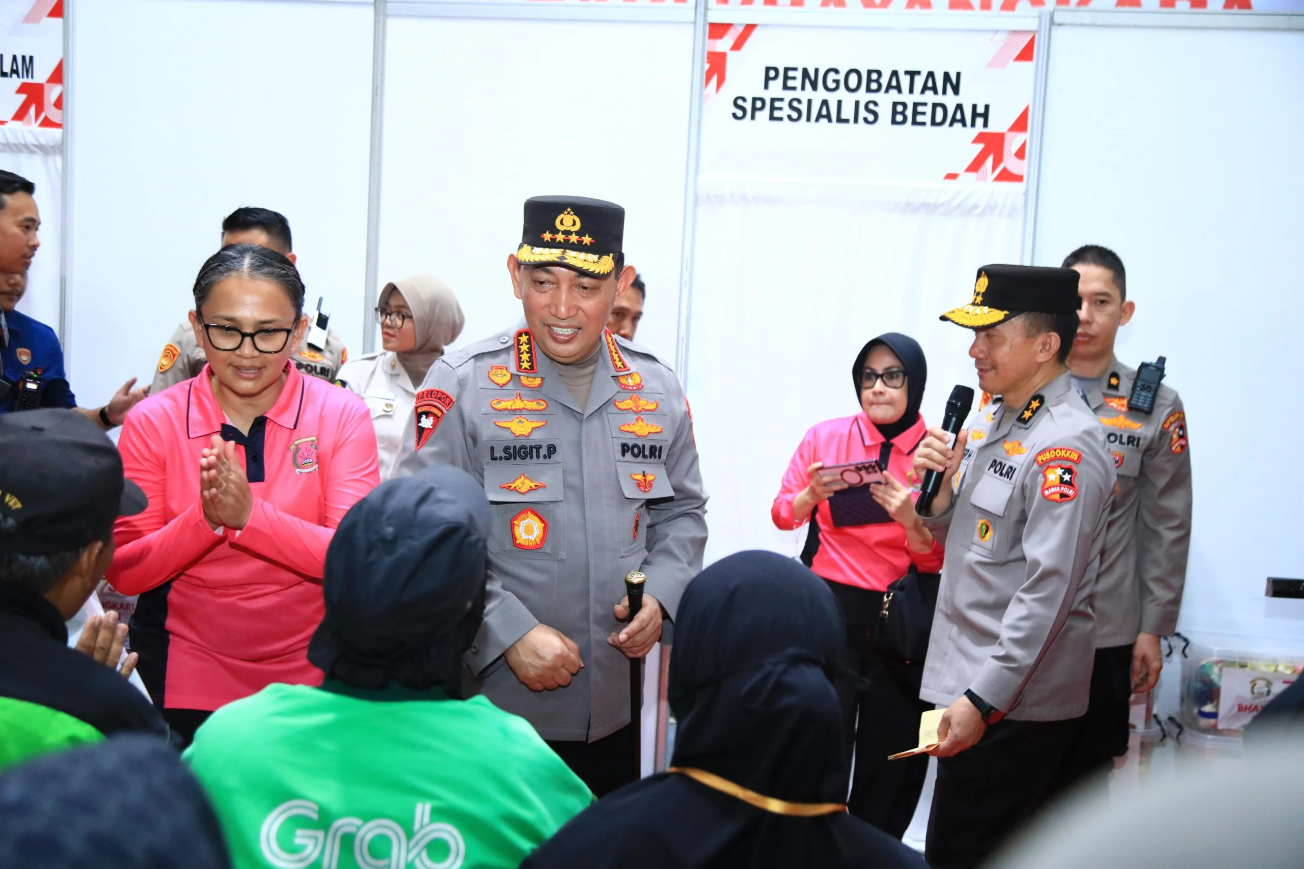 Puncak Bakti Kesehatan Hari Bhayangkara ke-80: Kapolri Salurkan 6.000 Paket Sembako