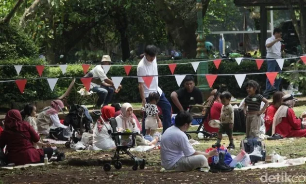 Ragunan Catat 140.703 Pengunjung Selama Libur Panjang Ragunan Catat 140.703 Pengunjung Selama Libur Panjang