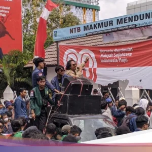 Respons Tuntutan Demo Mahasiswa, Istana Tegaskan Program MBG Tak Akan Dihentikan