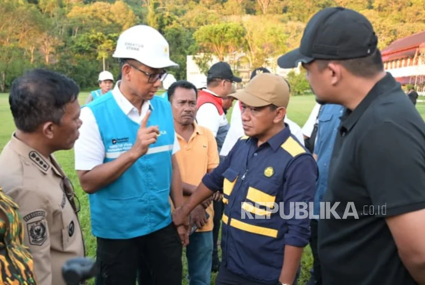 Ribuan Desa Belum Teraliri Listrik, Menteri ESDM Bahlil Siapkan Anggaran Rp 10 Triliun