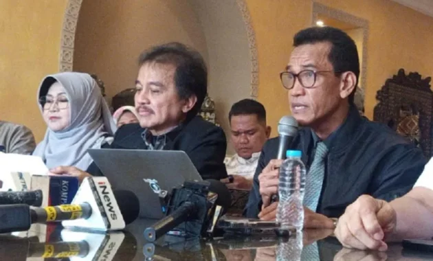 Roy Suryo dan Dokter Tifa Dilepaskan, Eggi Sudjana Sebut Alasan Politik