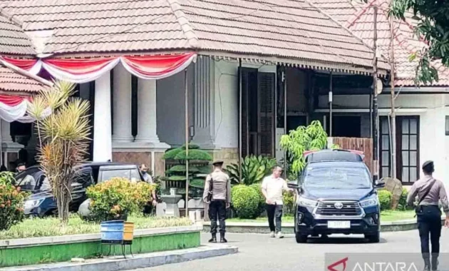 Rumah Mantan Wakil Menteri Silmy Karim Digeledah KPK, Terkait Kasus Korupsi dan Notifikasi Bank