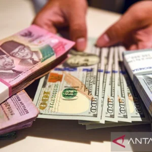 Rupiah Ditutup Melemah di Level Rp 17.839 pada Selasa, 2 Juni 2024