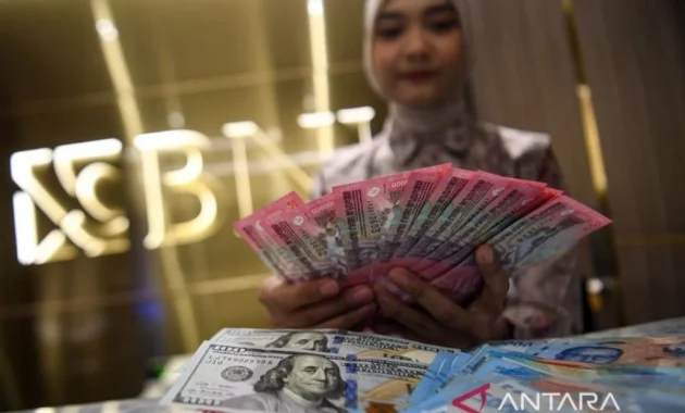 Rupiah Melemah Dipengaruhi Eskalasi Baru di Timur Tengah