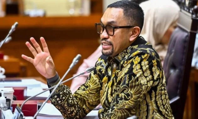 RUU Polri Disahkan, Sahroni Sebut Untuk Meningkatkan Transparansi Penegakan Hukum RUU Polri Disahkan, Sahroni Sebut Untuk Meningkatkan Transparansi Penegakan Hukum