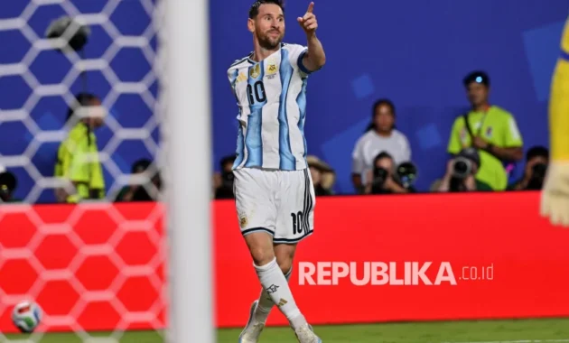 Saat Lionel Messi Menolak Tua di Panggung Piala Dunia Saat Lionel Messi Menolak Tua di Panggung Piala Dunia