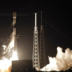 Saham SpaceX Ludes, Rebutan Harta Karun Luar Angkasa Dimulai