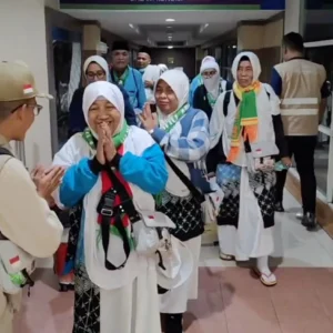 Sambut kedatangan haji, Gubernur ingatkan jamaah jaga kemabruran