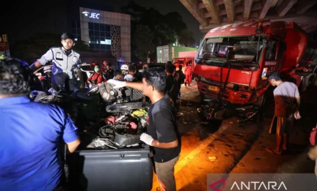 Satu Orang Tewas dalam Kecelakaan Maut di Bekasi