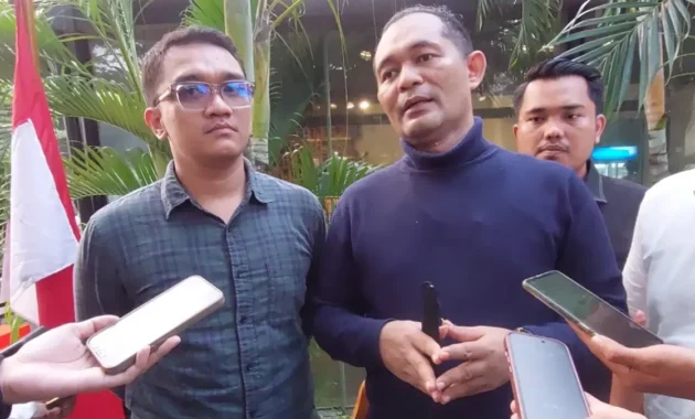 Sebut Polarisasi Kian Vulgar, Boni Hargens Ungkap Pemicu Gaduh pada Era Pemerintahan Prabowo Sebut Polarisasi Kian Vulgar, Boni Hargens Ungkap Pemicu Gaduh pada Era Pemerintahan Prabowo