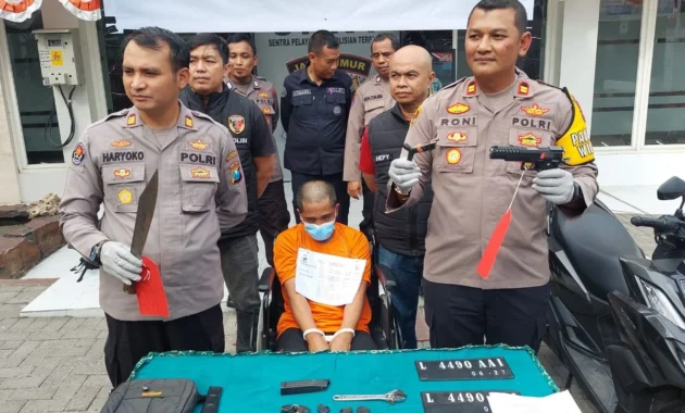 Selebgram Adam Deni Ditahan Polisi Karena Aksi Mengancam Pakai Airsoftgun dan Rusak Ruko di Jakarta Utara