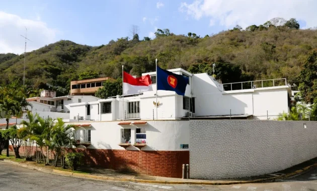 Seluruh WNI di Venezuela Aman, Gedung KBRI di Caracas Tidak Rusak