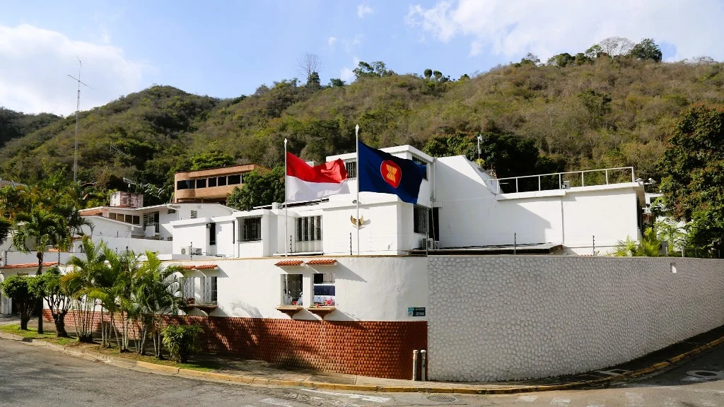 Seluruh WNI di Venezuela Aman, Gedung KBRI di Caracas Tidak Rusak