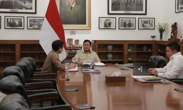 Seskab Jelaskan Isi Pertemuan Prabowo dengan Menteri Kesehatan