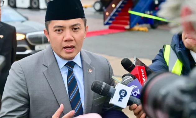 Seskab Teddy Klaim Harga Pertamax Masih Lebih Murah daripada Filipina hingga Singapura