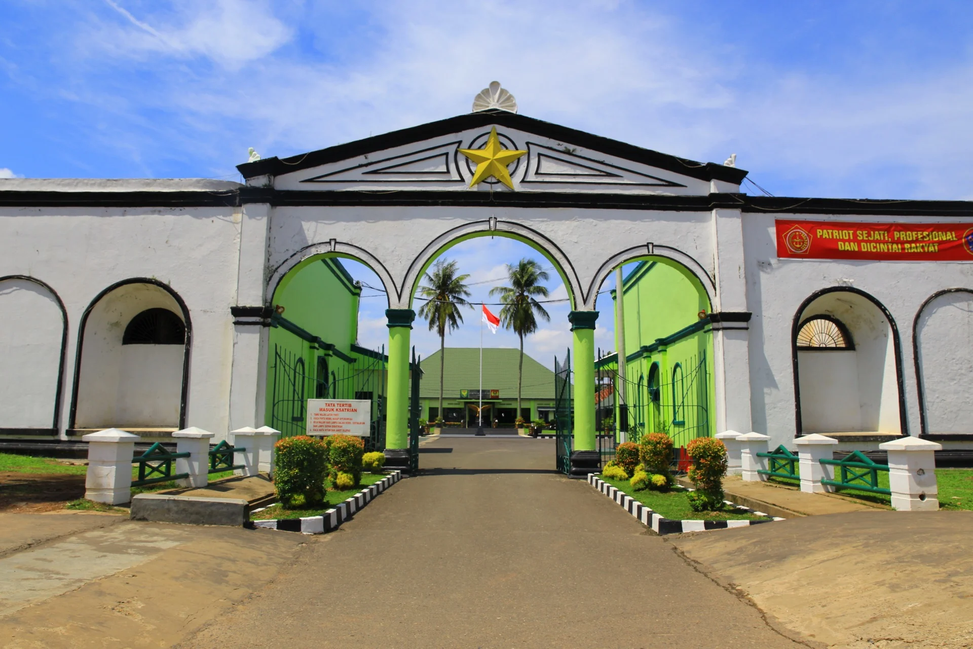 Simak Lagi Warta Tentang Benteng Kuto Besak dan Pengaruh Tayangan Kuliner