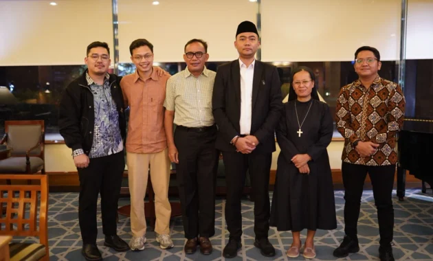 Staf Khusus Menag Kunjungi GKJ Banyuanyar Solo, Tegaskan Jaminan Kebebasan Beribadah
