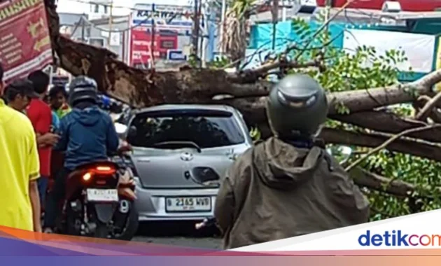 Tak Ada Angin, Tak Ada Hujan, Prabowo Mendadak Copot Dadan Hindayana sebagai Kepala BGN