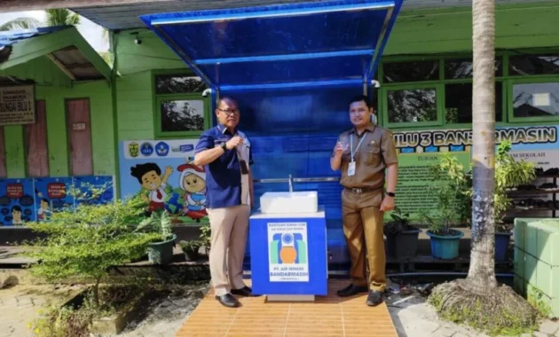 Tekan Sampah Plastik di Sekolah, Mesin Air Minum Siap Konsumsi Mulai Didorong Jadi Solusi Tekan Sampah Plastik di Sekolah, Mesin Air Minum Siap Konsumsi Mulai Didorong Jadi Solusi