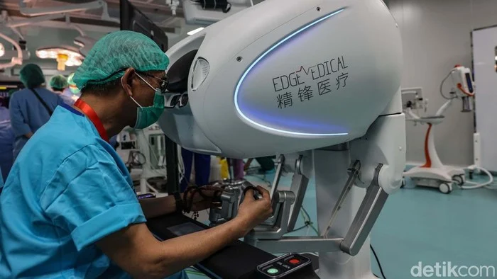 Teknologi Operasi Robotik Perkuat Bali Jadi Destinasi Wisata Kesehatan