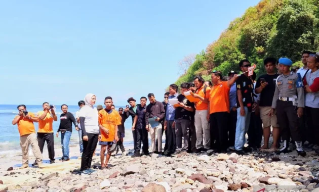 Terdakwa Kasus Kematian Mahasiswi di Pantai Nipah Divonis Enam Tahun Terdakwa Kasus Kematian Mahasiswi di Pantai Nipah Divonis Enam Tahun