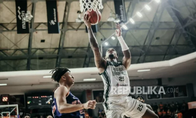 Thibodeaux Cetak 36 Poin, Hornbills Bungkam Pelita Jaya dan Samakan Skor 1-1 di Final IBL Thibodeaux Cetak 36 Poin, Hornbills Bungkam Pelita Jaya dan Samakan Skor 1-1 di Final IBL