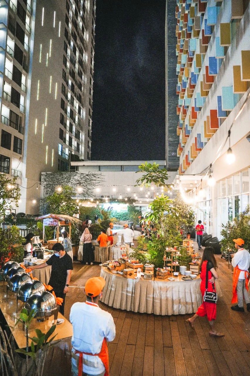 Tren Pencarian Harian 2026: Dari Hotel Mewah hingga Denim Futuristik, Kantor Pintar, dan Sandal TikTok yang Mengguncang