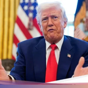 Trump: Amerika Serikat Siap Mengambil Alih Selat Hormuz dan Menerapkan Tarif Pelayaran