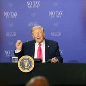 Trump Klaim PM Italia Memohon Foto Bersamanya, Meloni Geram: Itu Dibuat-Buat