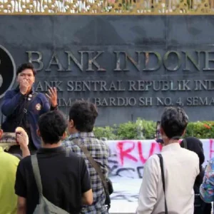 Tuntutan Aliansi BEM SI Jateng: Kuatkan Rupiah dalam 18 Hari
