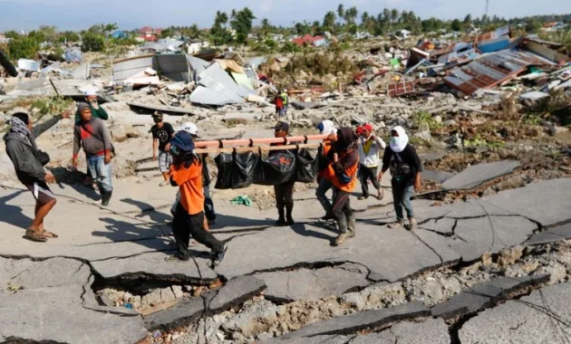 Update Korban Gempa Bumi di Sulawesi Tengah: 109 Mengungsi, 8 Luka Berat, 24 Luka Ringan Update Korban Gempa Bumi di Sulawesi Tengah: 109 Mengungsi, 8 Luka Berat, 24 Luka Ringan