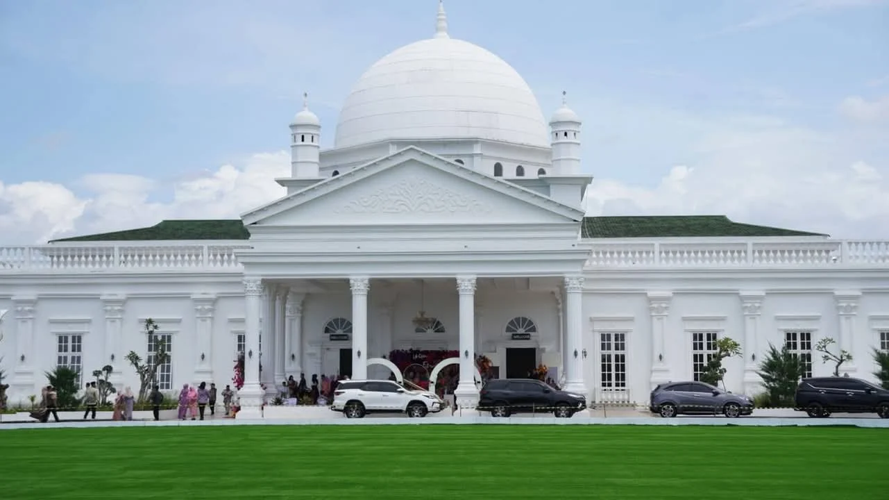 Viral Gedung Kopdes Merah Putih di Pacitan Malah Digunakan untuk Resepsi Pernikahan, Kok Bisa?