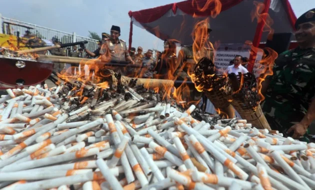 Wacana Penambahan Layer Tarif CHT untuk Akomodasi Rokok Ilegal Dinilai Lemahkan Penegakan Hukum