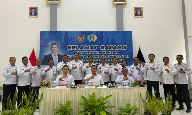 Wamen Imigrasi dan Pemasyarakatan Silmy Karim Serahkan Diri ke KPK Usai Ultimatum